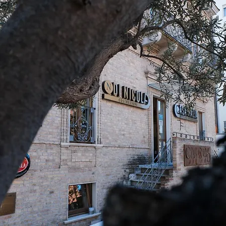 Palazzo Storico Di Nicola *