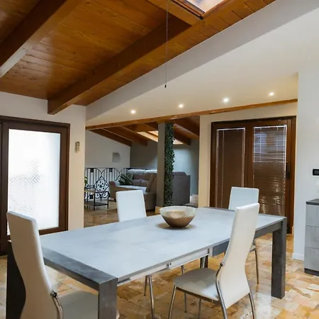 Palazzo Storico Di Nicola 4* 佩斯卡拉