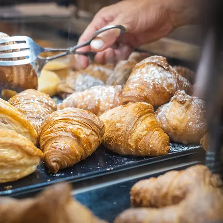 Palazzo Storico Di Nicola