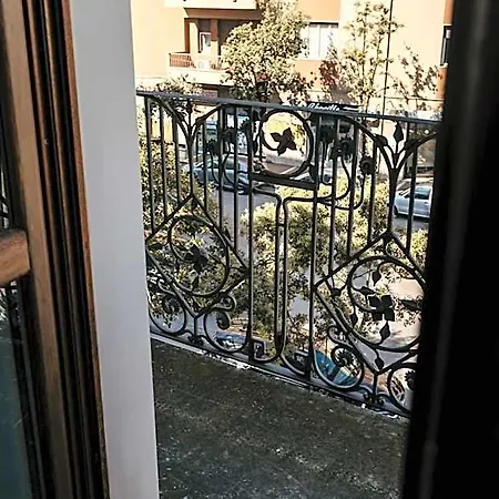 Palazzo Storico Di Nicola