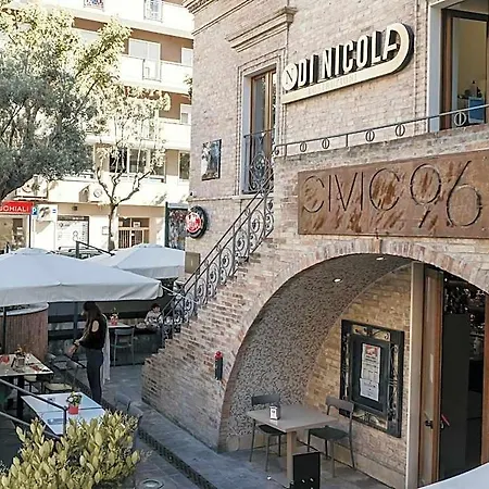 Palazzo Storico Di Nicola 4*