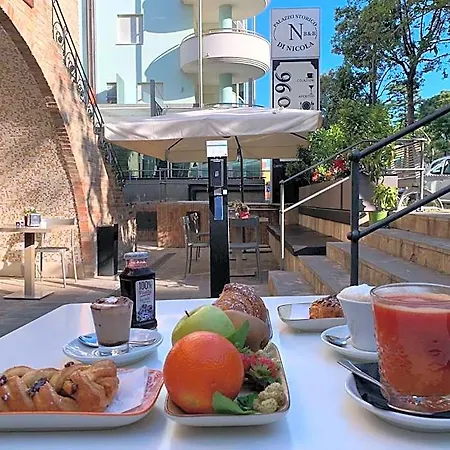 Palazzo Storico Di Nicola 4*