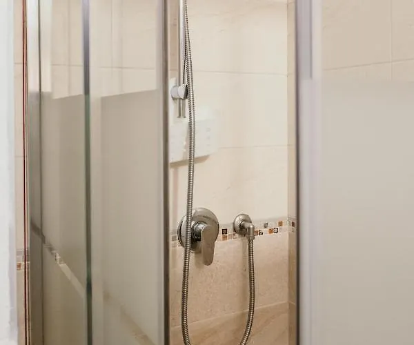 Palazzo Storico Di Nicola 4* Пескара