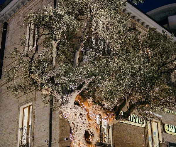 Palazzo Storico Di Nicola Bed & Breakfast 4*