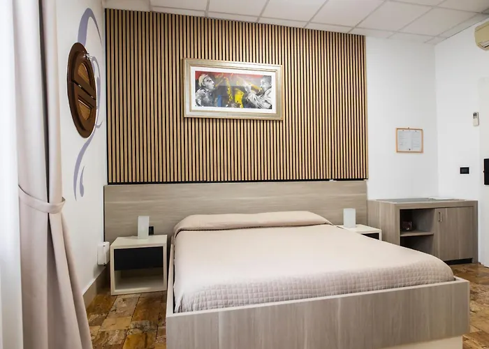 Palazzo Storico Di Nicola Пескара