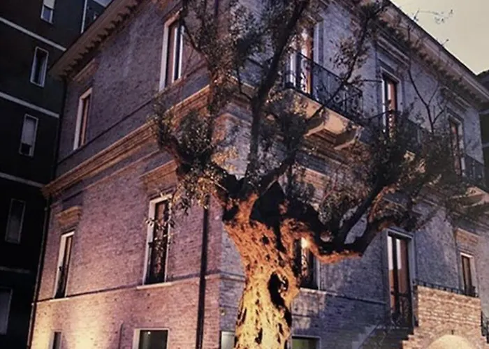 Palazzo Storico Di Nicola Frühstückspension 4*